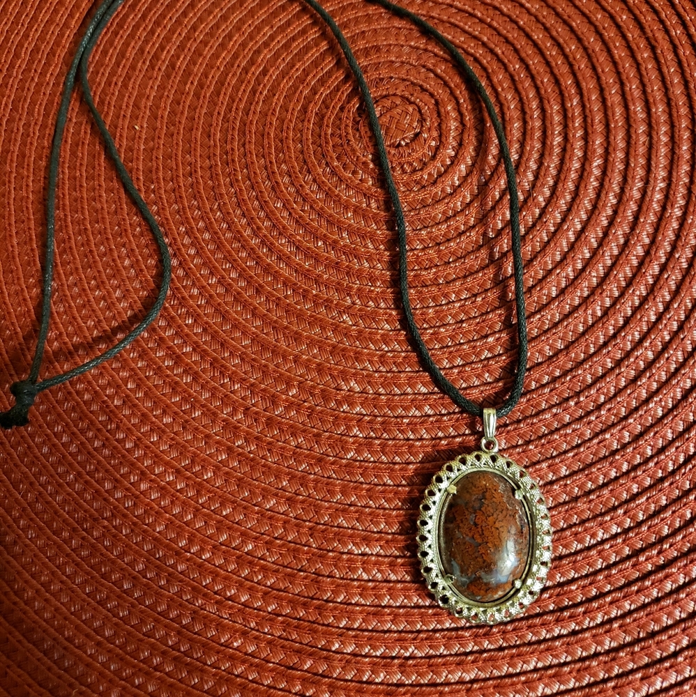 Black corded pendant necklace